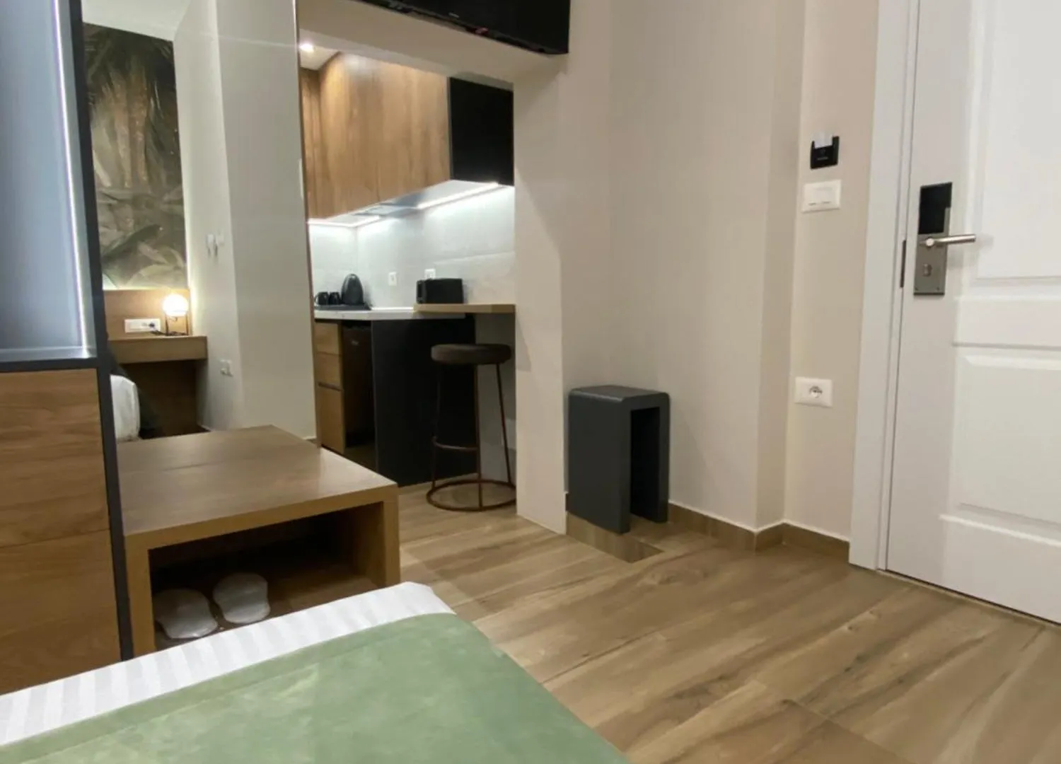 Nebula Apartments تيرانا