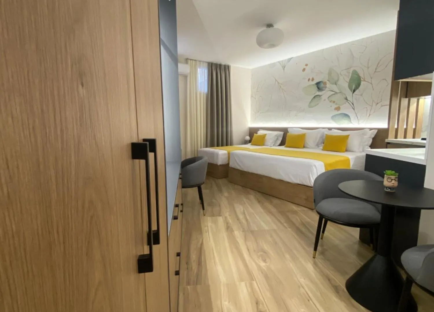 Nebula Apartments تيرانا